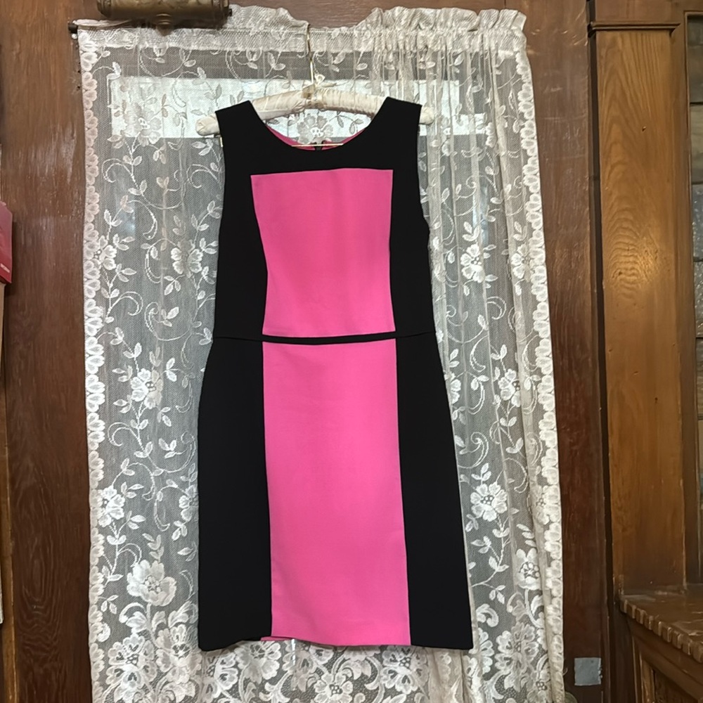 Banana republic, pink, and black dress only used once size 10